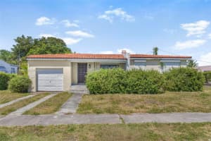 1011 NW 89th St, Miami, FL 33150, Sold 04/29/25