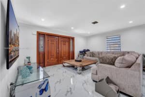 11431 SW 48th St, Miami, FL 33165, Sold 05/21/25