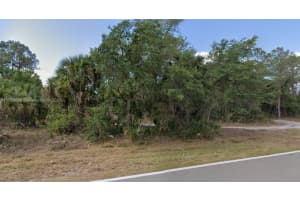 17467 Shirley Ave Port Charlotte, FL 33948 Sold 08/27/25