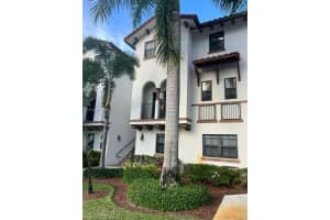 10630 Nw 88th St 103, Doral