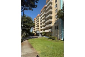 15600 NW 7th Ave APT 311, Miami, FL 33169, Sold 09/11/25