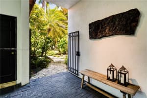 4050 Ventura Ave, Miami, FL 33133, Sold 05/28/25
