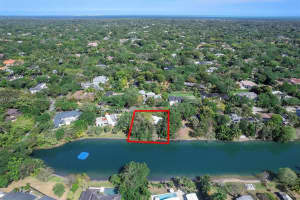 11600 Sw 69th Ct, Pinecrest
