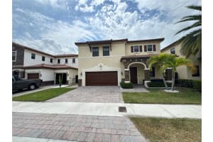 9840 Nw 86th Ter, Doral