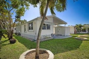 102 Lake Shore Dr, Hallandale Beach, FL 33009, - MLS#A11769933