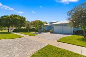 228 SW 4th Ave, Delray Beach, FL 33444, Sold 05/28/25