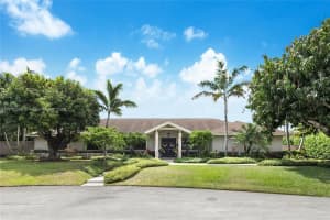 8220 SW 159th St, Palmetto Bay, FL 33157, Sold 05/07/25