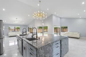 9603 Southern Pines Ct, Davie, FL 33328, Sold 04/29/25