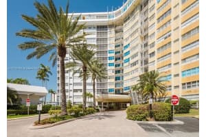 100 Golden Isles Dr Ph 9, Hallandale Beach