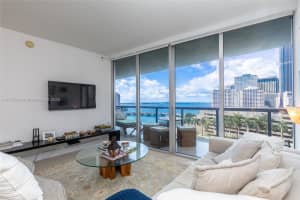 495 Brickell Ave 1005, Miami