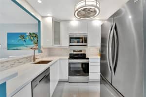 3406 Nw 49th Ave 415, Lauderdale Lakes
