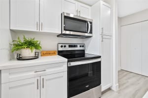 910 South Dr APT D, Delray Beach, FL 33445, - MLS#A11770223