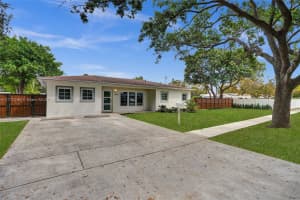 2125 Alamanda Dr, North Miami, FL 33181, - MLS#A11770296