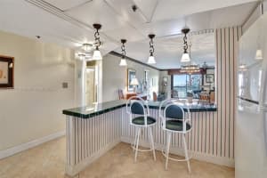 3150 W Rolling Hills Cir APT 707, Davie, FL 33328, Sold 04/30/25