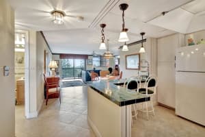 3150 W Rolling Hills Cir APT 707, Davie, FL 33328, Sold 04/30/25
