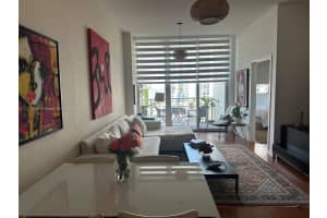 2200 Ne 4th Ave 808, Miami