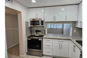 330 SE 2nd St APT 504G, Hallandale Beach, FL 33009, - MLS#A11770464