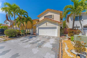 15157 SW 95th St, Miami, FL 33196, Sold 08/04/25