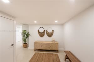 161 Crandon Blvd APT 118, Key Biscayne, FL 33149, Sold 05/06/25
