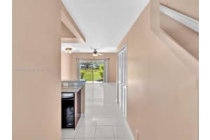 12 Simonton Cir #12, Weston, FL 33326, Sold 09/15/25