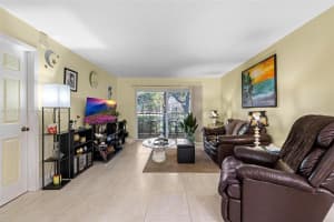 5860 NW 44th St APT 109, Lauderhill, FL 33319, Sold 07/11/25