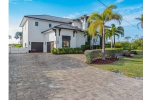 MLS# A11770790, Naples, Florida 34104
