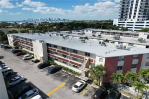 1770 79th Street Causeway # D107, North Bay Village, FL 33141, - MLS#A11770842