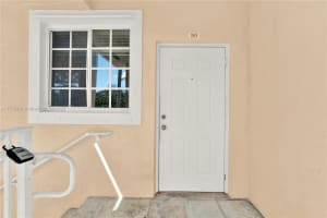 374 NE 26th Ave UNIT 203, Homestead, FL 33033, Sold 06/20/25