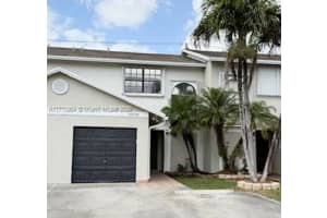 10721 NW 11th St, Pembroke Pines, FL 33026, Sold 05/22/25