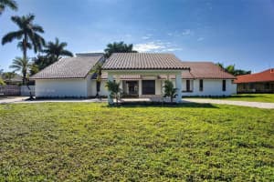 10440 NW 133rd St, Hialeah Gardens, FL 33018, Sold 04/23/25