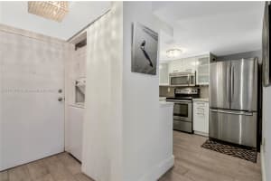 2600 Collins Ave APT 204, Miami Beach, FL 33140, - MLS#A11771107