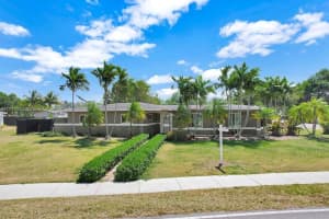 8480 Caribbean Blvd, Cutler Bay