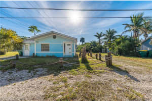 4504 Oakley St APT B, Port Charlotte, FL 33980, - MLS#A11771175