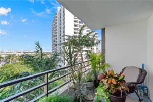 500 Three Islands Boulevard APT 309, Hallandale Beach, FL 33009, - MLS#A11771355