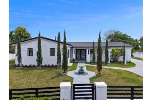 4627 SW 128th Ct, Miami, FL 33175, Sold 06/17/25
