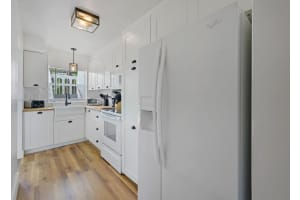 161 NE 10th Ave APT 15A, Hallandale Beach, FL 33009, - MLS#A11771486