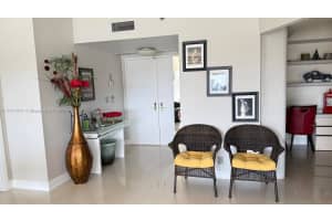 20281 E Country Club Dr APT 809, Aventura, FL 33180, - MLS#A11771571