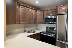 4848 NW 24th Ct APT 420, Lauderdale Lakes, FL 33313, - MLS#A11771635