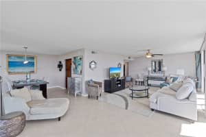 800 Parkview Dr APT 909, Hallandale Beach, FL 33009, - MLS#A11771647