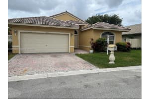 11540 SW 9th Ct, Pembroke Pines, FL 33025, Sold 05/26/25