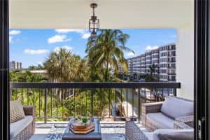 4800 Bayview Dr 402, Fort Lauderdale