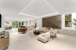 545 Ne 55th Ter, Miami