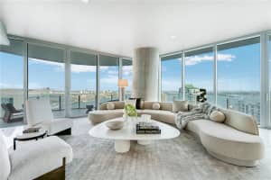 300 Biscayne Blvd Way 4101, Miami