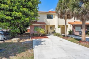 3813 Simms St, Hollywood, FL 33021, Sold 05/08/25
