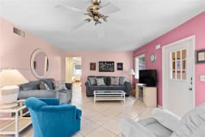336 Pine Ridge Cir Apt B-1, Greenacres, FL 33463, - MLS#A11771907
