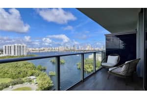 16385 Biscayne Blvd 1906, North Miami Beach