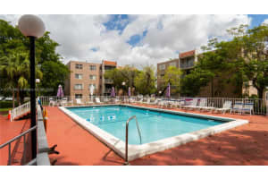 8501 NW 8th St APT 206, Miami, FL 33126, Sold 08/01/25