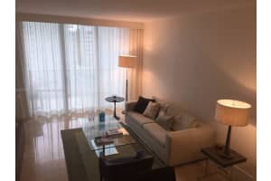 1300 Brickell Bay Dr APT 1107, Miami, FL 33131, - MLS#A11772055