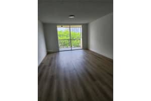 MLS# A11772128, Doral, Florida 33166