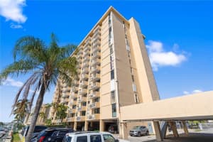 2350 NE 135th St APT 904, North Miami, FL 33181, - MLS#A11772164